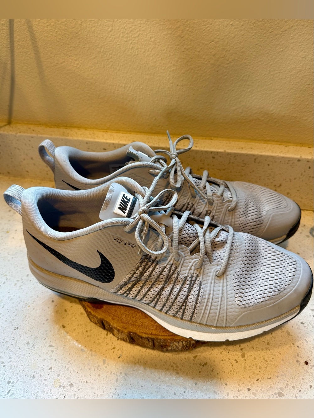 Nike Men’s Light Gray Flywire Training Shoes